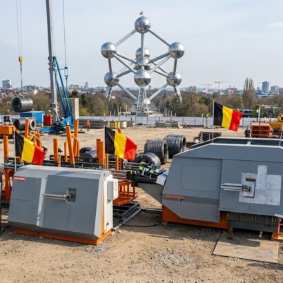 SCHNELL in België door Dekker Machines en Service